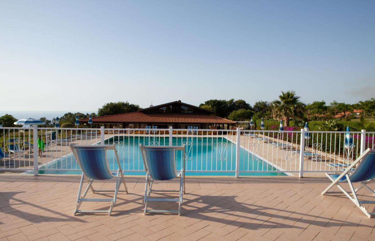 Agriturismo Ninea Рикади Экстерьер фото