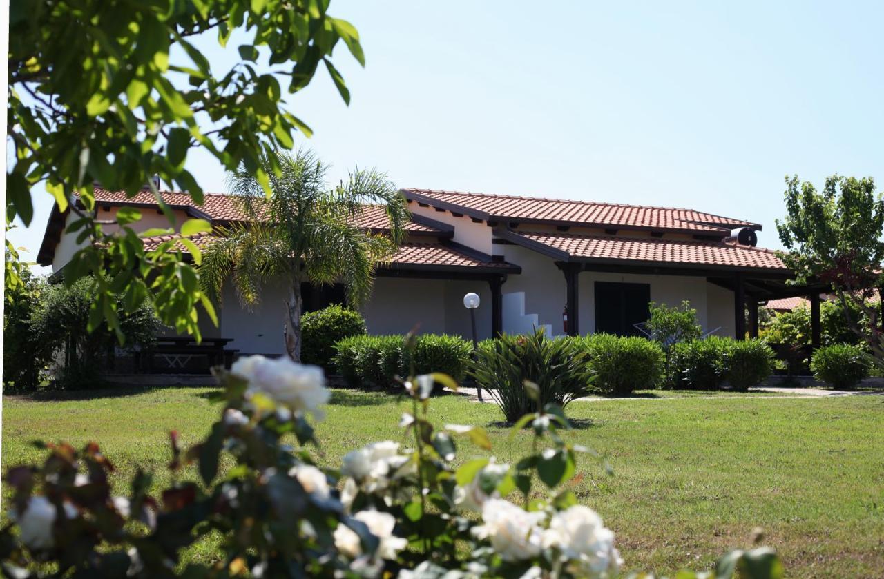 Agriturismo Ninea Рикади Экстерьер фото