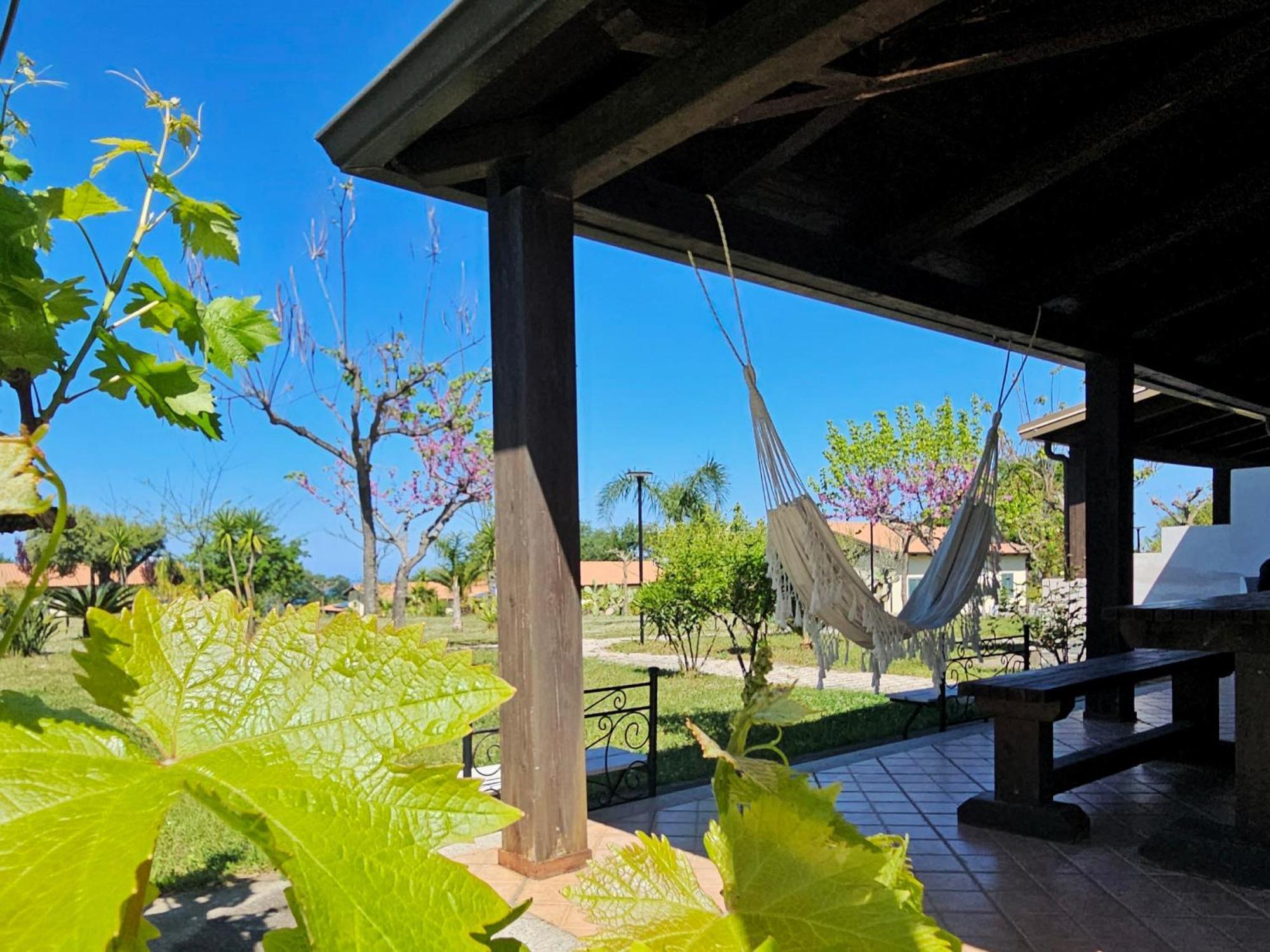 Agriturismo Ninea Рикади Экстерьер фото
