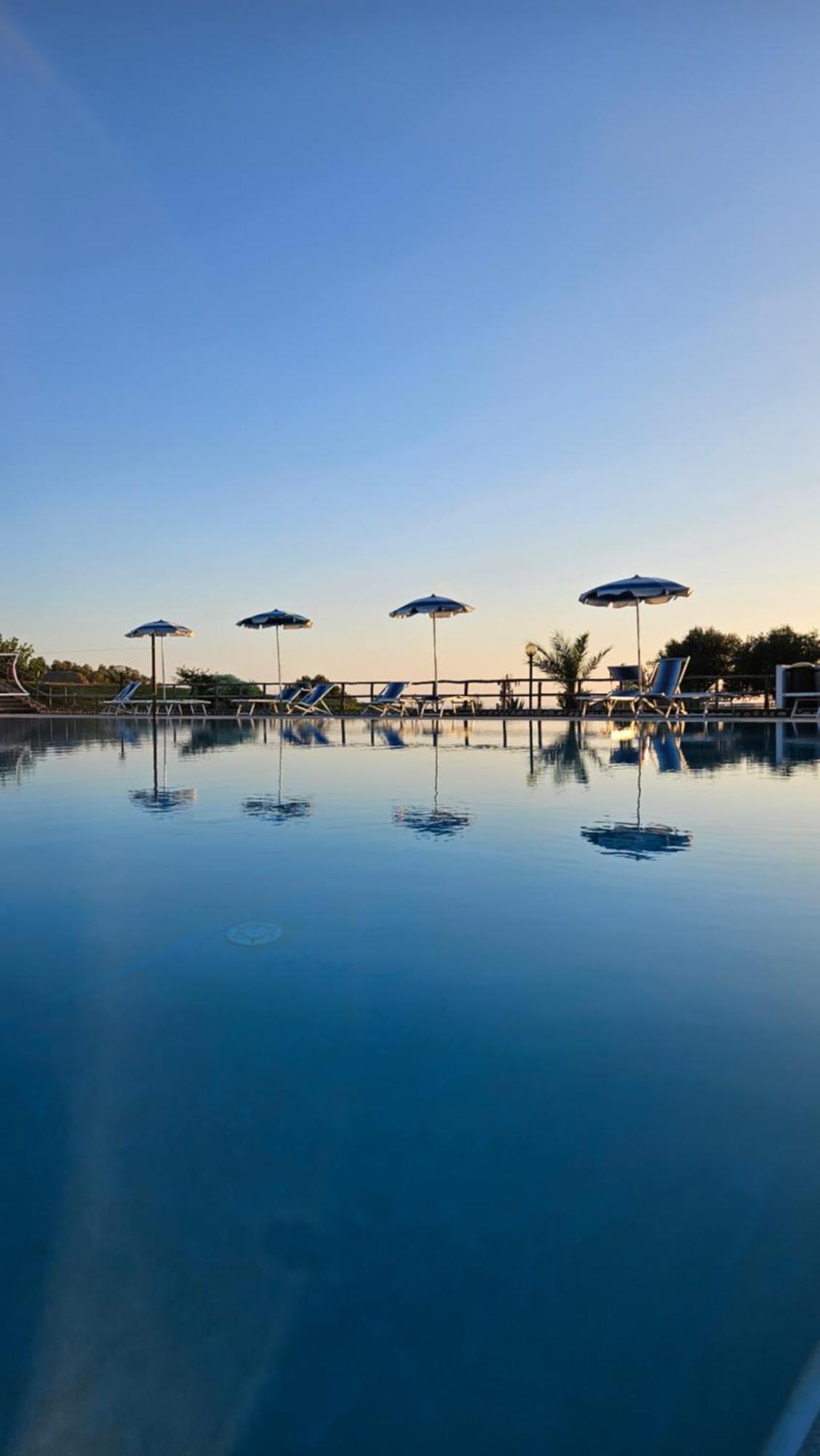 Agriturismo Ninea Рикади Экстерьер фото